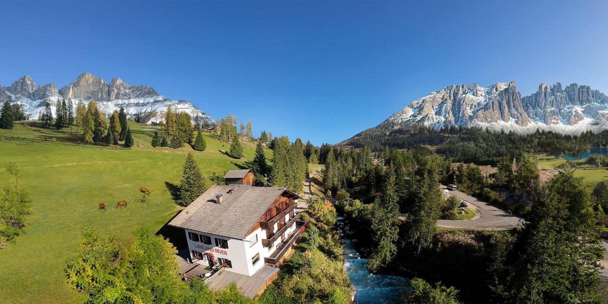 Lake & River Hotel Карецца-аль-Лаго Экстерьер фото
